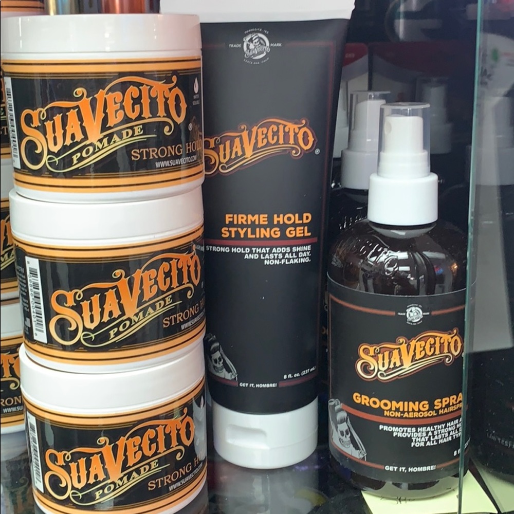 Men’s grooming supplies